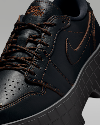 靴 Nike WMNS Air Jordan 1 Brooklyn Low Air Jordan 1 Brooklyn Low Women's Shoes. Nike.com